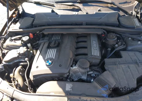 2011 BMW 328I xDrive z USA, uszkodzony, nr VIN WBAPK5C54BF124721